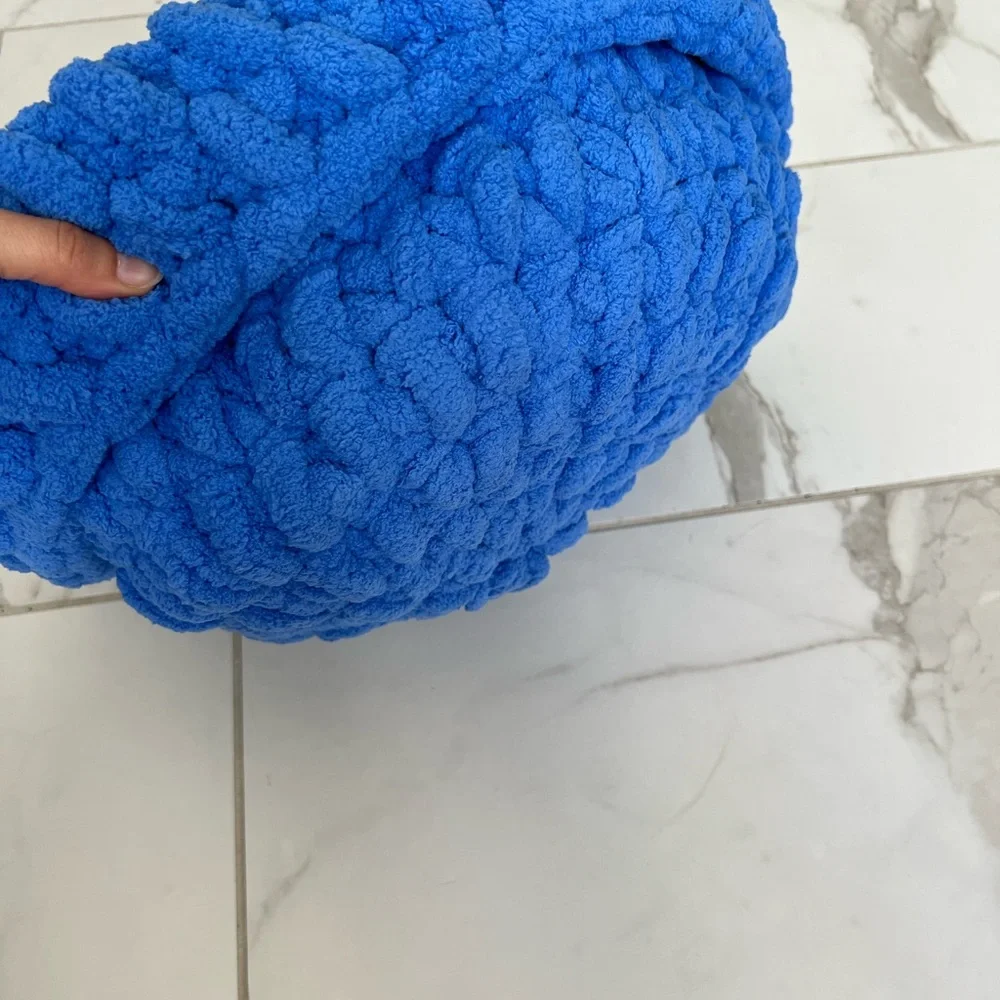 Handmade Super Soft Chenille Pet Basket